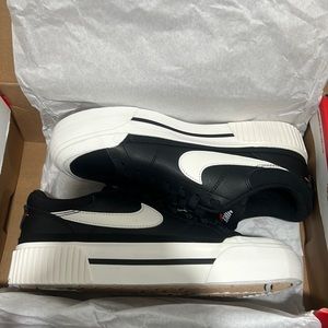 Nike Women’s Court Legacy Lift - Size 7.5 (Black/Sail-White)